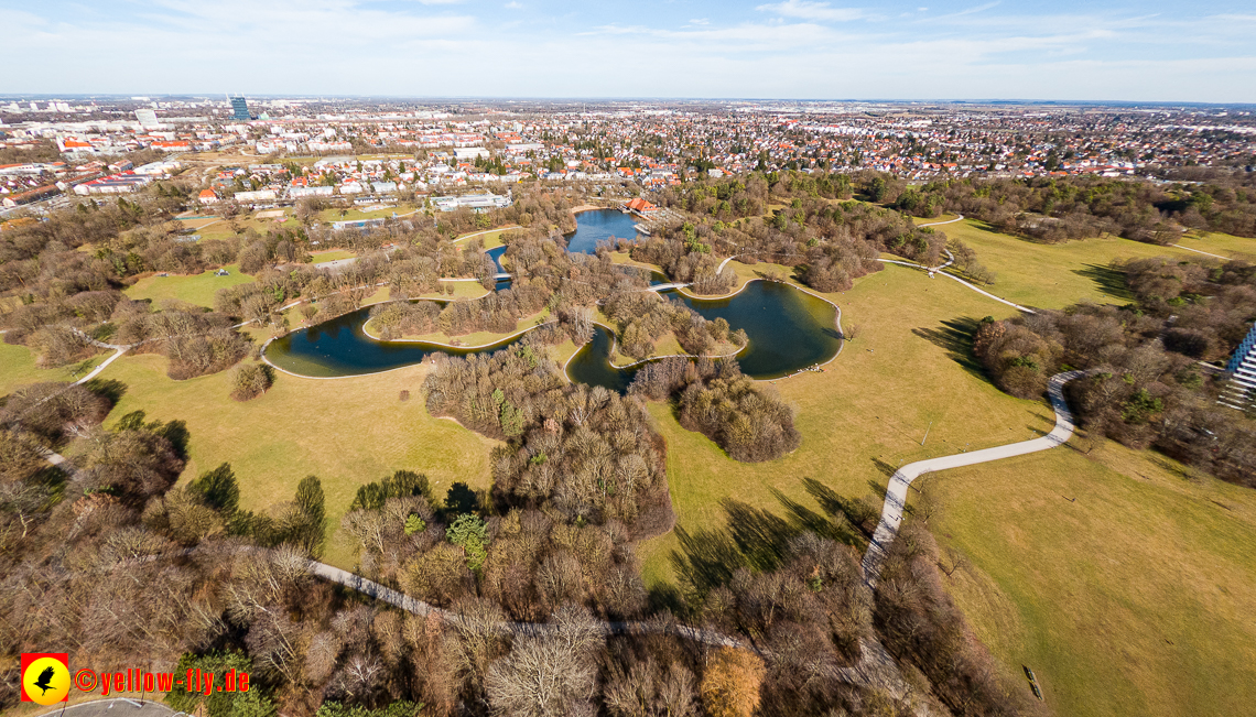20.02.2023 -  Ostparksee und Schule am Strehleranger mit Umgebung in Neuperlach